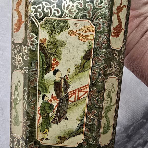 Rare Huntley & Palmers 10" Asian Vase Biscuit Tin 1928 Vintage - Picture 4 of 16